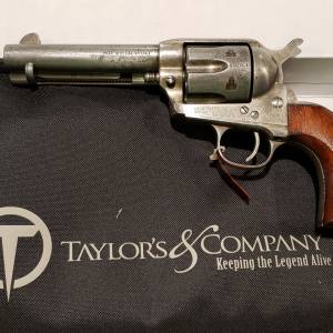 Taylor/Uberti 1873 Cattleman Antiqued 4.75" 555111 45lc