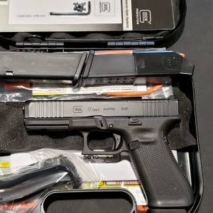 Glock 17 gen5 MOS black 9mm PA175S203MOS