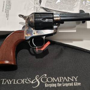 Taylors Uberti Rinning Iron Tuned 3.5in Case color 45lc 550819DE