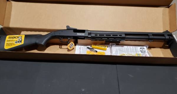 Mossberg 590S persuader 20in black m-loc 12ga 51602 (short shell)