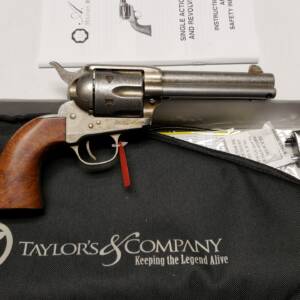 Taylors Uberti 1873 catt 4.75in Antiqued 357mag 555136