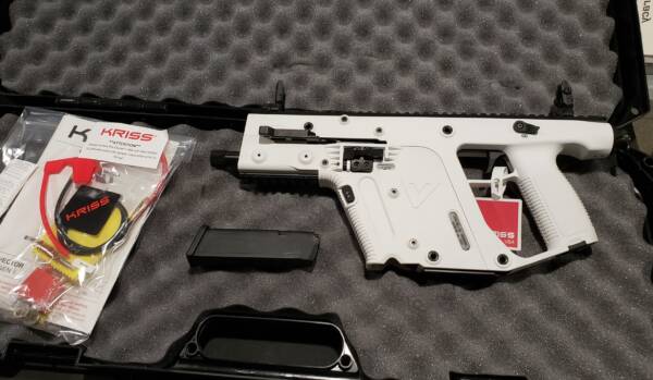 Kriss Vector G2 5.5in Pistol White 9mm KV90-PAP20