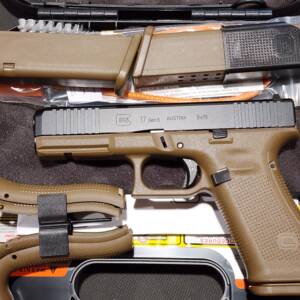 Glock 17 gen5 FDE PA175S203DE 9mm
