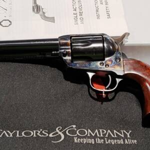 Taylors Uberti 1873 Catt Tuned case color 4.75in 550887DE 45lc