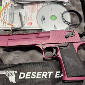 Mag Research Desert Eagle MK XIX 6in Black Cherry DE44BKC 44mag