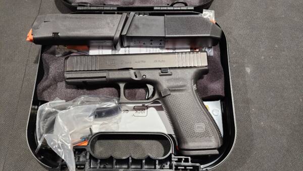 Glock 21 gen5 MOS black 4.5in 45acp