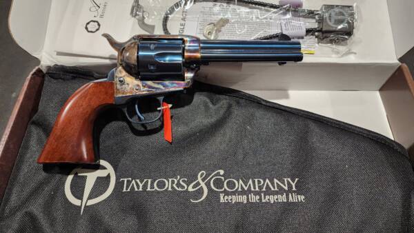 Taylors Uberti 1873 Catt 5.5in Charcoal blue 555119 357mag