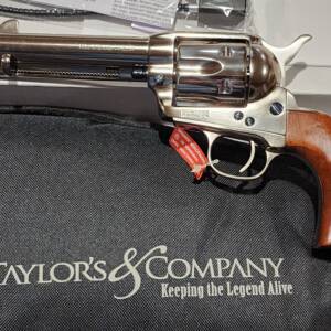 Taylors Uberti 1873 Cattleman engraved nickel 4.75in 0420N00 45lc