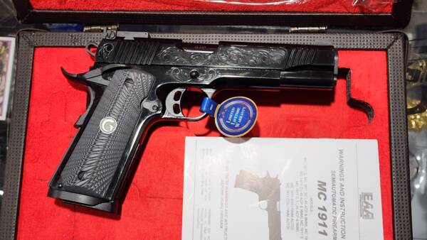 EAA-Girsan MC1911 Polished Black Engraved 45acp 390098