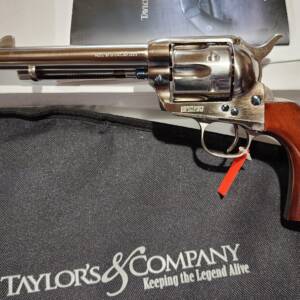 Taylor-Uberti 1873 Gunfighter Nickel 5.5in 555166 45lc
