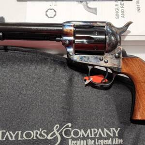 Taylors Uberti 1873 Cattleman Tuned 4.75in CC-wood 555148DE 357mag