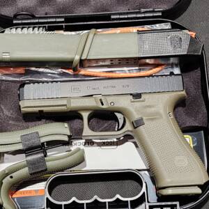 Glock 17 gen5 Battlefield Green PA175S203BFG 9mm