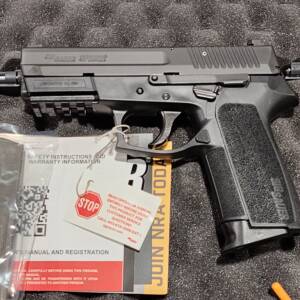 Sig 2022 black 3.9in NS E2022-9-BSS 9mm